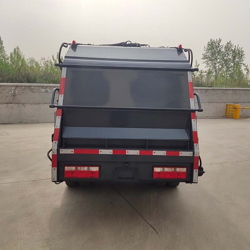 DongFeng 5m3 Garbage Compactor Truck
