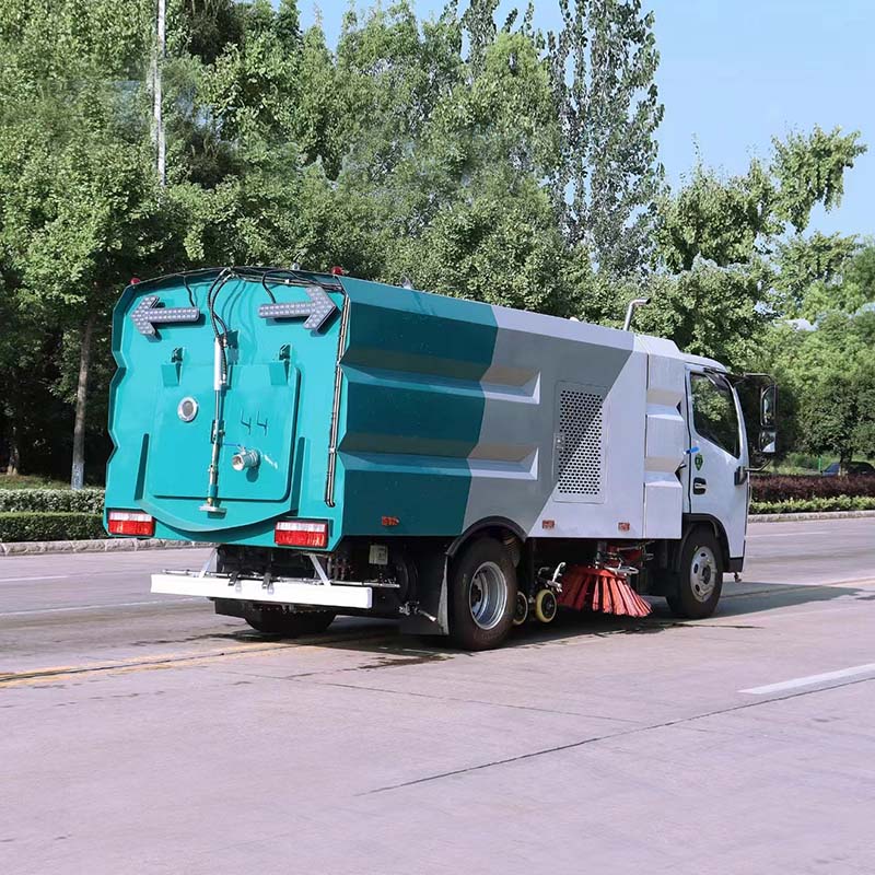 Dongfeng 4x2 high pressure Road Sweeper Washer Truck