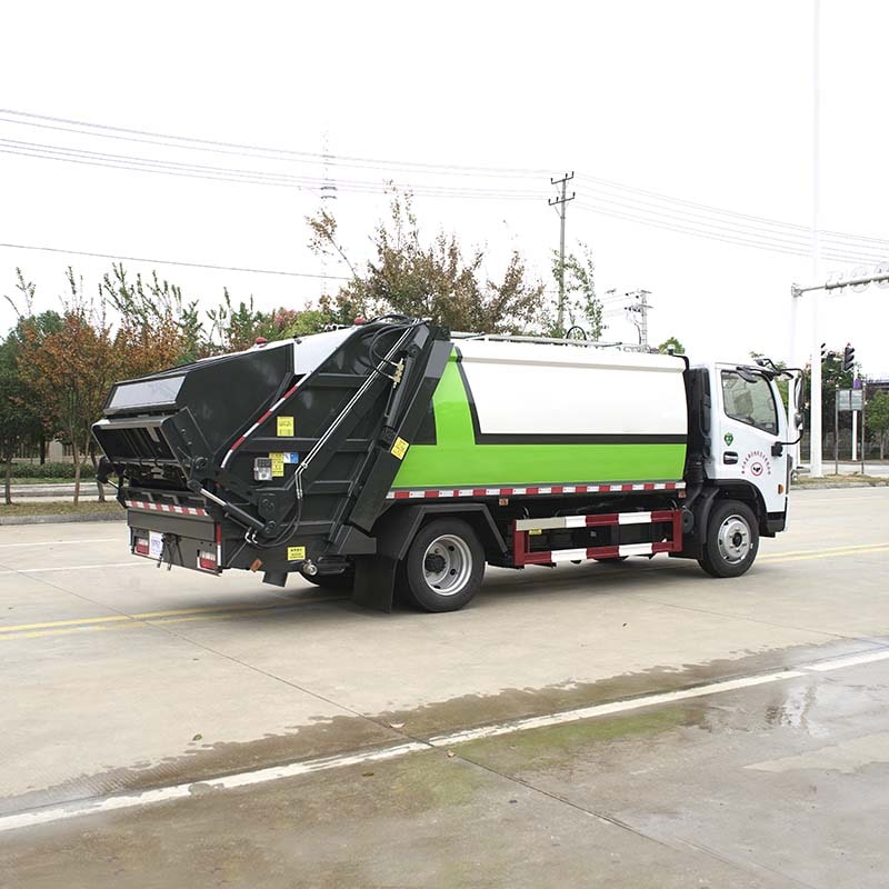DongFeng 6 ton 4×2 compression garbage truck