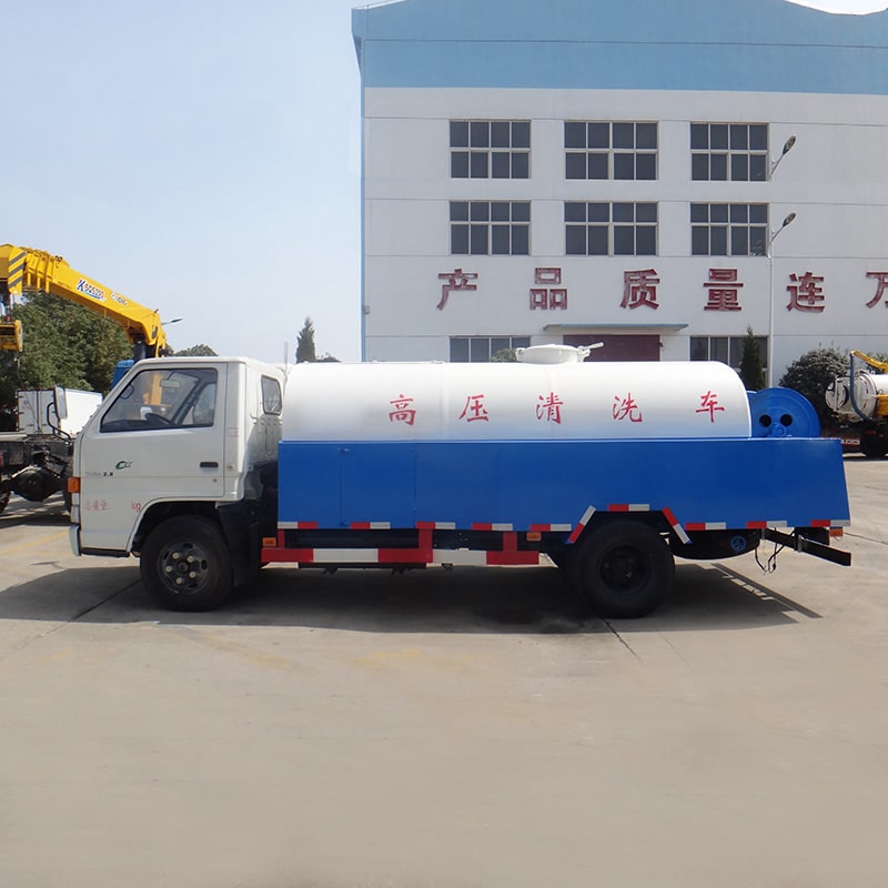 JMC 4*2 6cbm high pressure vacuum truck sewage suction