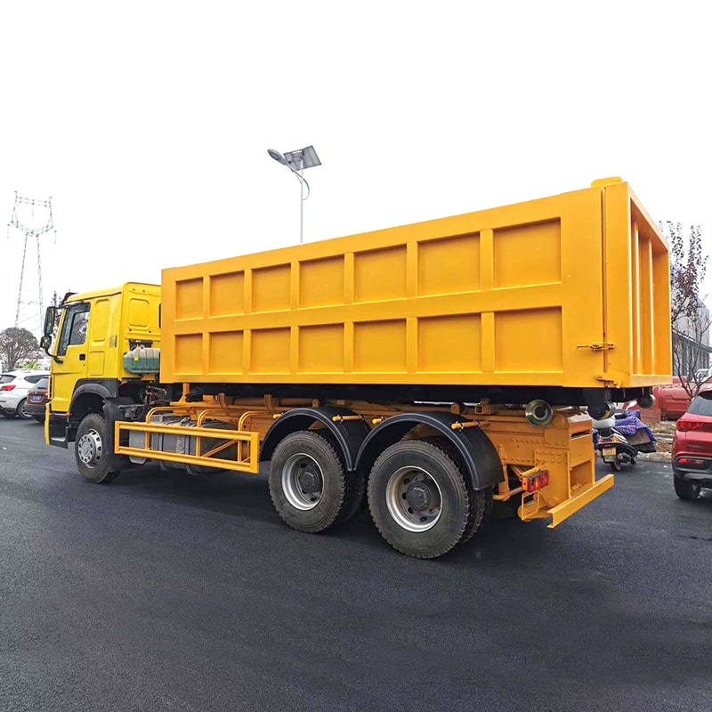New or Used Howo 6x4  25 Ton Roll Off Refuse Collector Truck