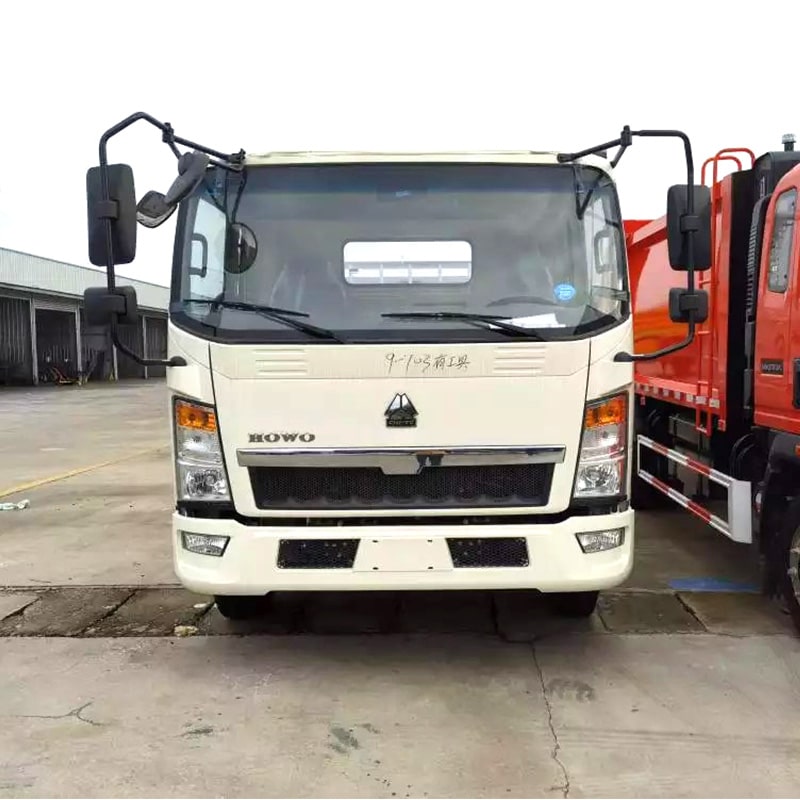 Factory Customized Howo 4x2 5 Ton Swing Arm Garbage Truck