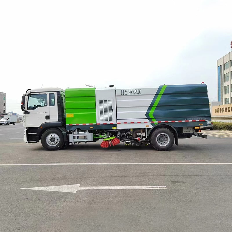 SINOTRUK 4*2 new or used road sweeper truck price