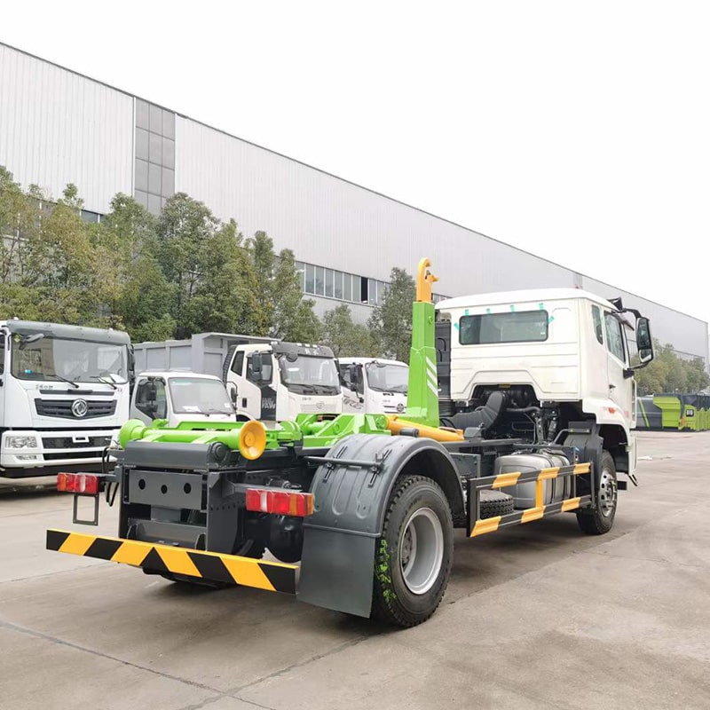 Howo 18 Ton Hook Lift Waste Collecting Garbage Truck Price