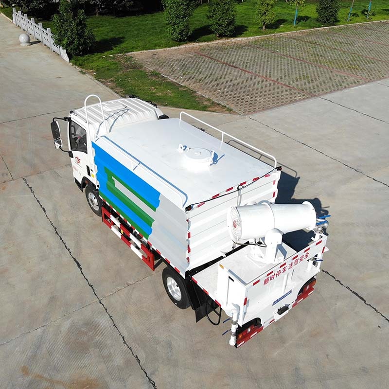 Howo Light Duty 4X2 5cbm Water Spray Tank Truck