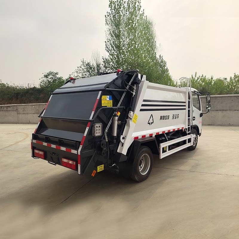 DongFeng 5m3 Garbage Compactor Truck