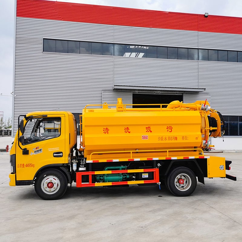 Dongfeng 4*2 6000L sewage suction cleaning truck