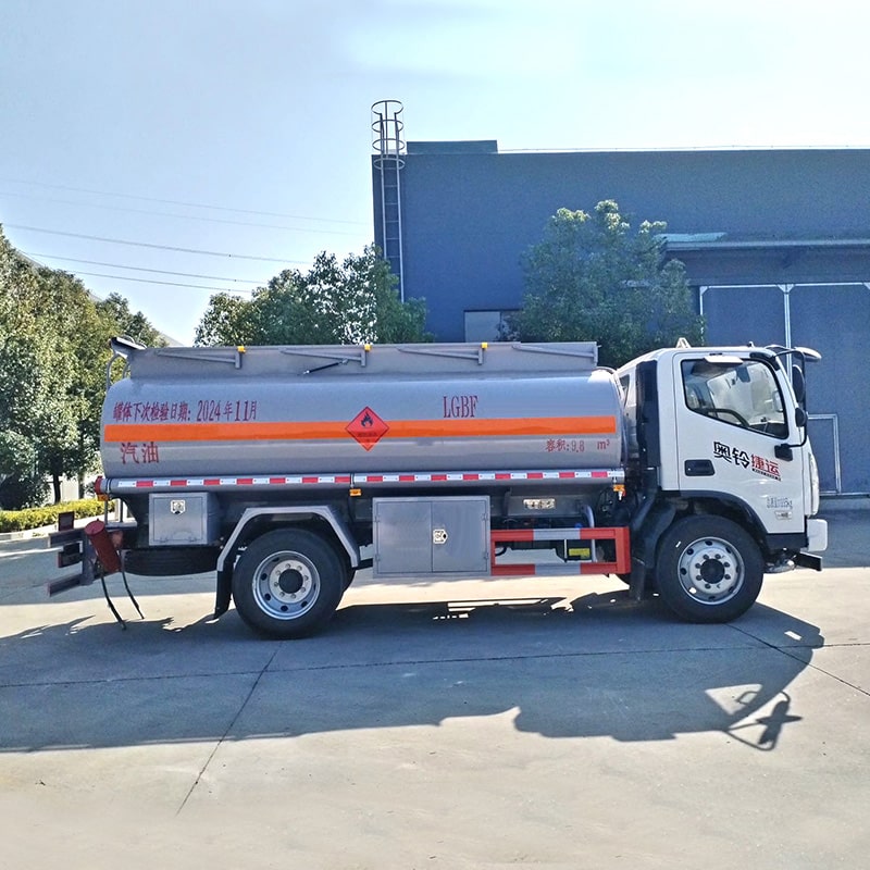 Foton 10000 Liters 4x2 Small Fuel Delivery Trucks for Sale