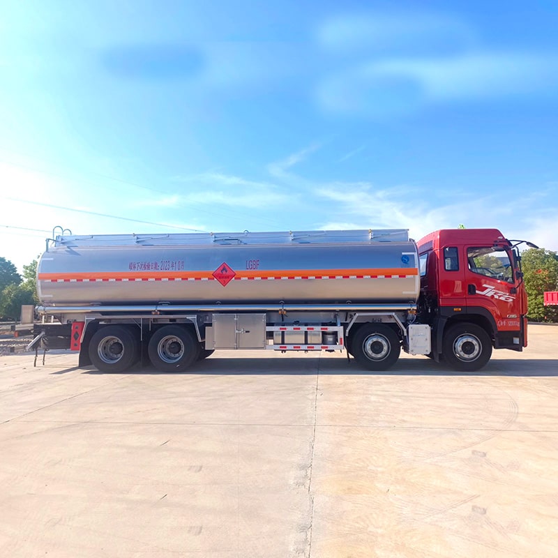 FAW Aluminum Alloy 30500L Fuel Tank Truck Price