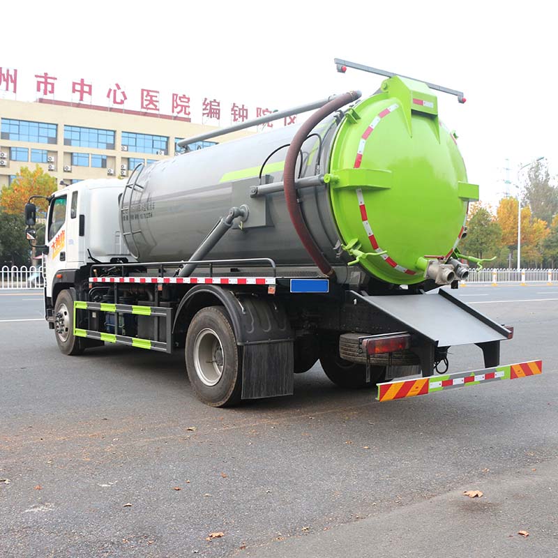 Foton 4×2 12000L vacuum pump sewage suction truck