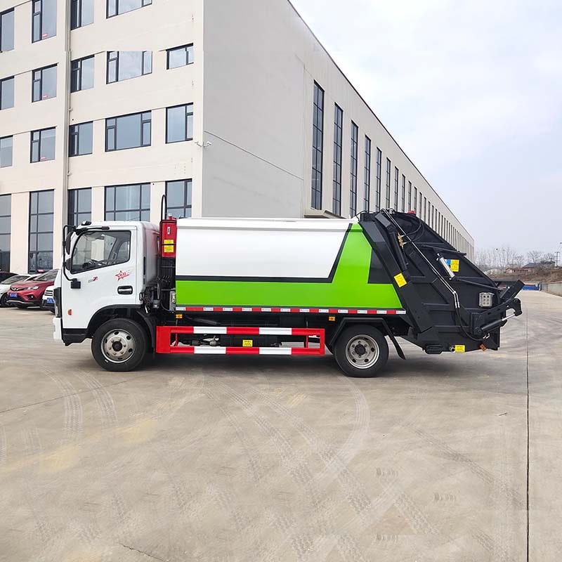 Dongfeng 6ton 9cbm Прессованный мусоровоз