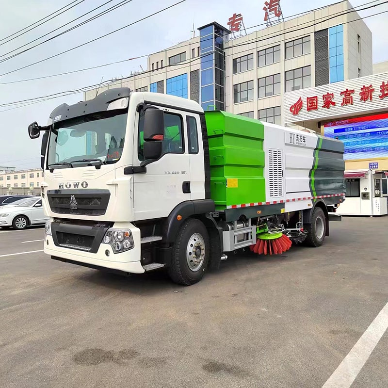 SINOTRUK 4*2 new or used road sweeper truck price