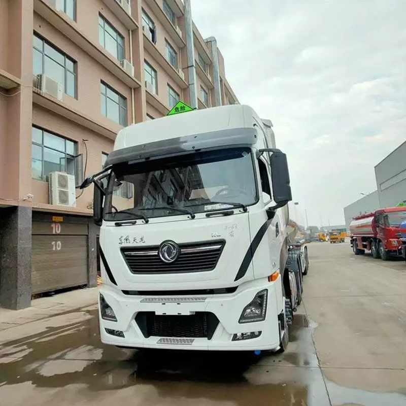 3 Axles 46000L Water Edible Cooking Oil Delivery Tank